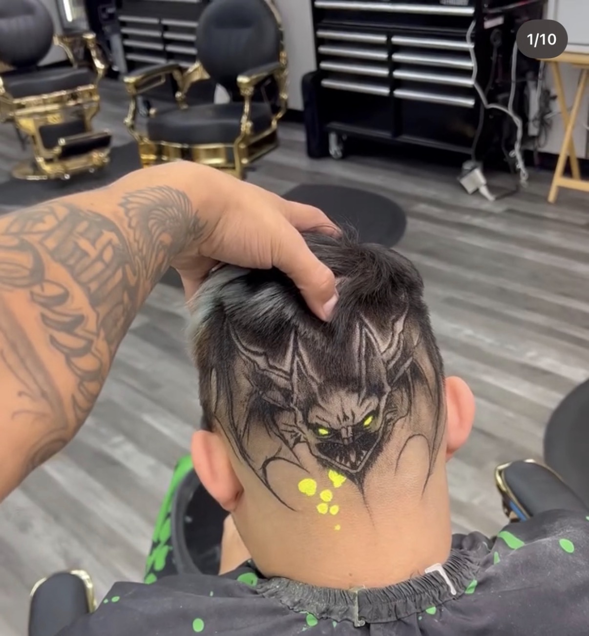 Detailed back-of-head design haircut